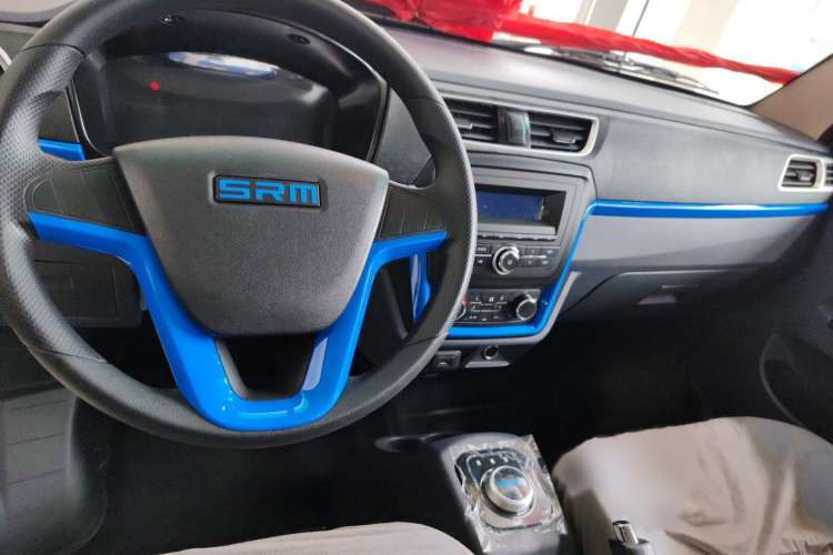 Used SRM New Energy T3L EV 2023 Pickup Truck 41.86 kWh Interior 3