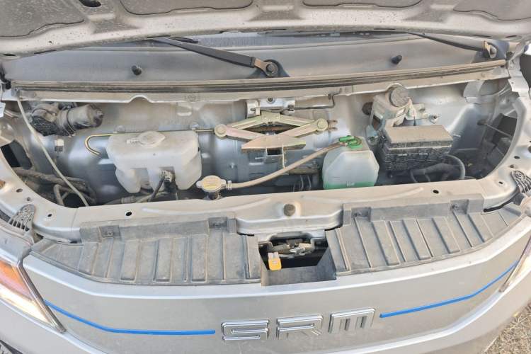 Used SRM New Energy T3L EV 2024 Model—Flatbed Truck, 42.3 kWh Engine Bay
