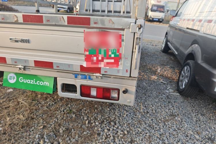 Used SRM New Energy T3L EV 2024 Model—Flatbed Truck, 42.3 kWh Exterior 6