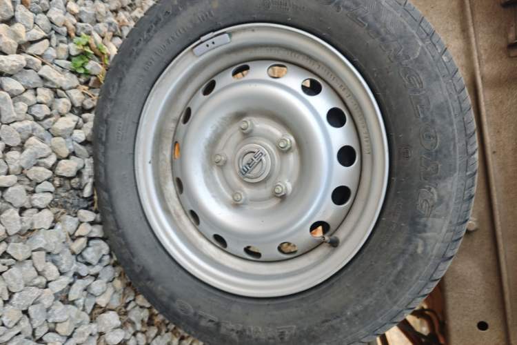 Used SRM New Energy T3L EV 2024 Model—Flatbed Truck, 42.3 kWh Exterior 8