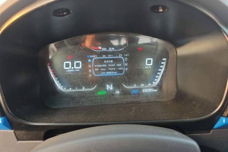 Used SRM New Energy T3L EV 2024 Model—Flatbed Truck, 42.3 kWh Instrument Cluster