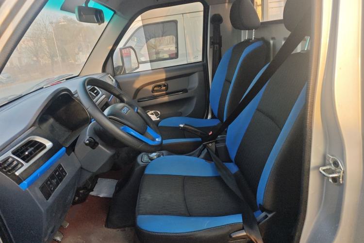 Used SRM New Energy T3L EV 2024 Model—Flatbed Truck, 42.3 kWh Left Front Seat