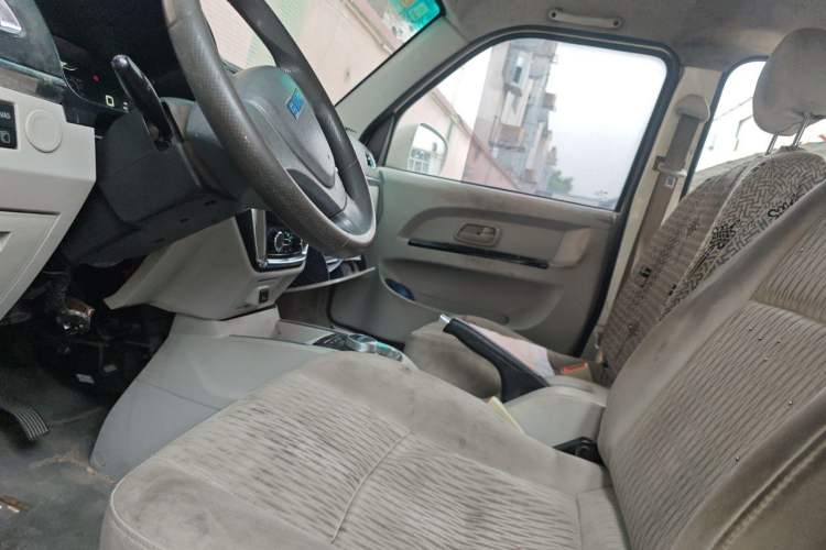 Used SRM New Energy Xiaohaishi EV 2019 Standard Model Left Front Seat