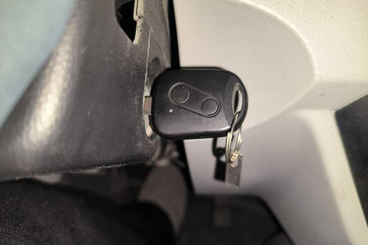 Used SRM New Energy Xiaohaishi EV 2019 Standard Model Vehicle Key