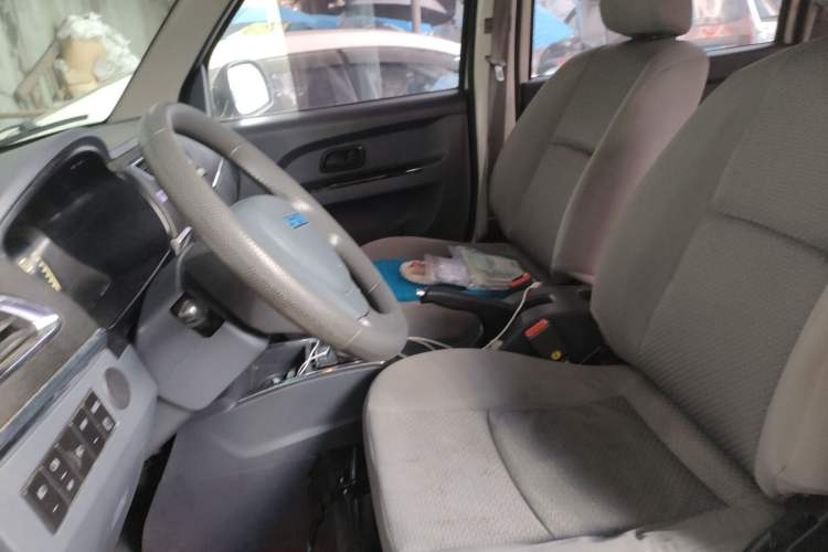 Used SRM New Energy Xiaohaishi EV 2021 Standard Model Left Front Seat