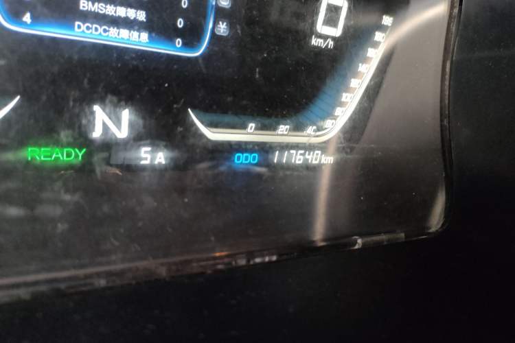 Used SRM New Energy Xiaohaishi EV 2021 Standard Model Odometer Close Up