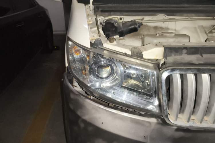 Used SRM New Haishi X30L  Engine Bay Right