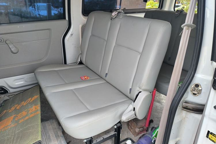 Used SRM New Haishi X30L 2024 1.5L Business Edition Passenger Van 5/6/7 Seats Central Air Conditioning Version SWJ15 Left Rear Seat