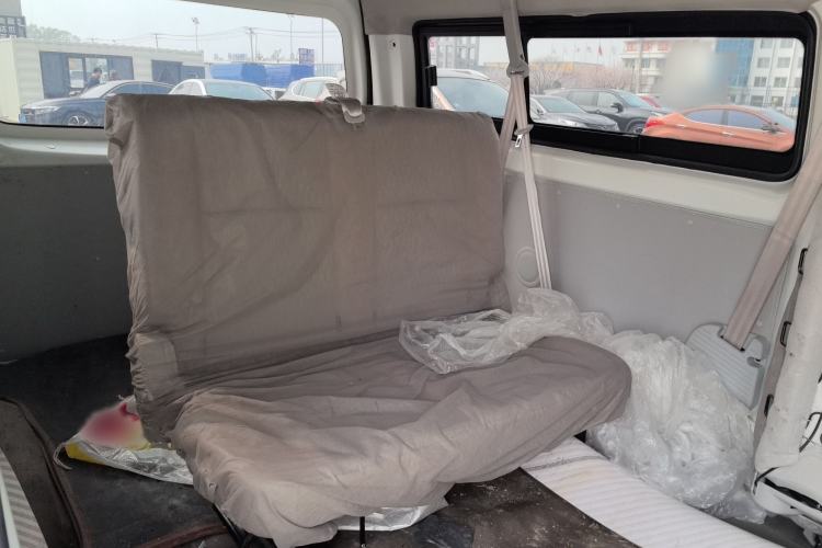 Used SRM New Haishi X30L 2024 1.6L Business Edition Van 2/5 Seats Front-mounted Air Conditioning Version SWJ16 Interior 4