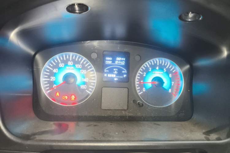 Used SRM New Haishi X30L 2025 1.6L Wealth Edition Van 2/5 Seats Front-mounted Air Conditioning Double Doors Instrument Cluster