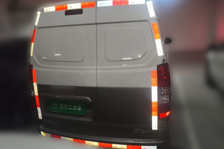 Used SRM New Haishi X30L 2025 1.6L Wealth Edition Van 2/5 Seats Front-mounted Air Conditioning Double Doors Rear