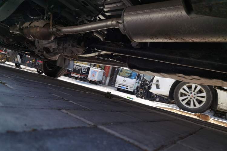 Used SRM New Haishi X30L 2025 1.5L Wealth Edition Minibus 5/6/7 Seats Central Air Conditioning Double Doors Chassis Rear Left