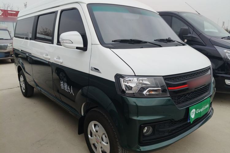 Used SRM New Haishi X30L 2025 1.5L Wealth Edition Minibus 5/6/7 Seats No Air Conditioning Double Doors Front Right 45 Deg