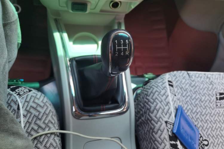 Used SRM New Haishi X30L 2025 1.5L Wealth Edition Minibus 5/6/7 Seats Central Air Conditioning Double Doors Gear Lever