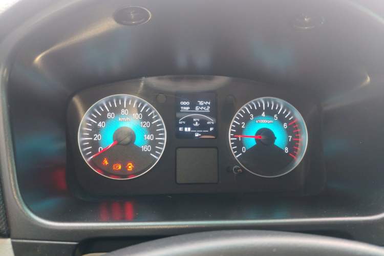 Used SRM New Haishi X30L 2025 1.5L Wealth Edition Minibus 5/6/7 Seats No Air Conditioning Double Doors Instrument Cluster