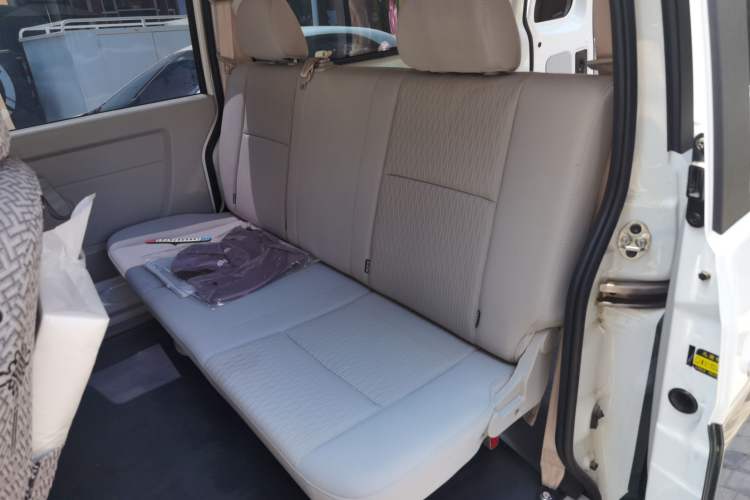 Used SRM New Haishi X30L 2025 1.5L Wealth Edition Minibus 5/6/7 Seats Central Air Conditioning Double Doors Left Rear Seat
