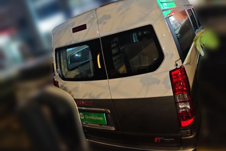 Used SRM New Haishi X30L 2025 1.5L Wealth Edition Minibus 5/6/7 Seats No Air Conditioning Double Doors Exterior 4