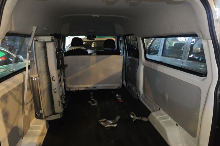 Used SRM New Haishi X30L 2025 1.5L Wealth Edition Minibus 5/6/7 Seats No Air Conditioning Double Doors Trunk