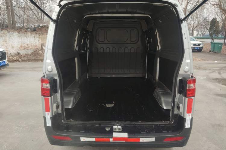 Used SRM Xiaohaishi X30 2024 1.5L Business Type Van 2/5 Seats Non-Air Conditioning Version SWJ15 Trunk