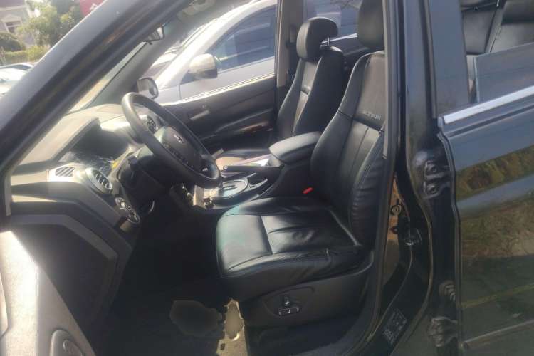Used SsangYong Actyon 2011 2.0T Four-Wheel-Drive Luxury Diesel Edition Left Front Seat