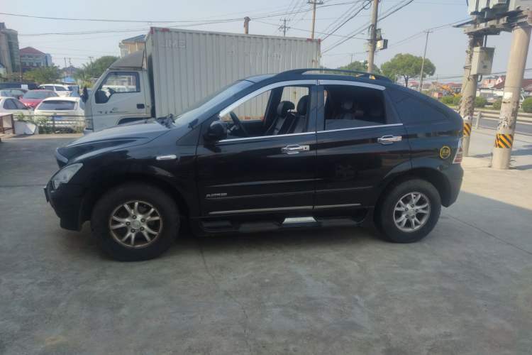 Used SsangYong Actyon 2011 2.0T Four-Wheel-Drive Luxury Diesel Edition Left Side