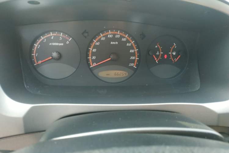 Used SsangYong Actyon 2011 2.0T Four-Wheel-Drive Luxury Diesel Edition Odometer Close Up