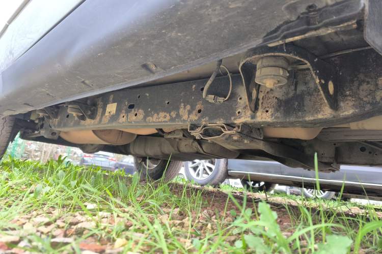 Used SsangYong Actyon 2011 2.0T Two-Wheel-Drive Luxury Diesel Edition Chassis Front Right