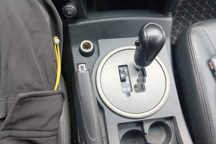 Used SsangYong Actyon 2011 2.0T Two-Wheel-Drive Luxury Diesel Edition Gear Lever