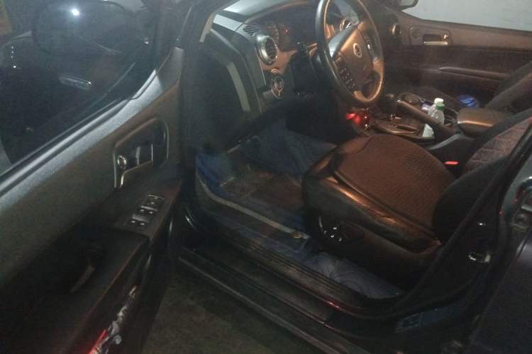 Used SsangYong Actyon 2011 2.0T Four-Wheel-Drive Luxury Diesel Edition Interior 3