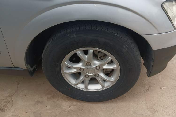 Used SsangYong Actyon 2011 2.0T Two-Wheel-Drive Luxury Diesel Edition Right Front Wheel Hub