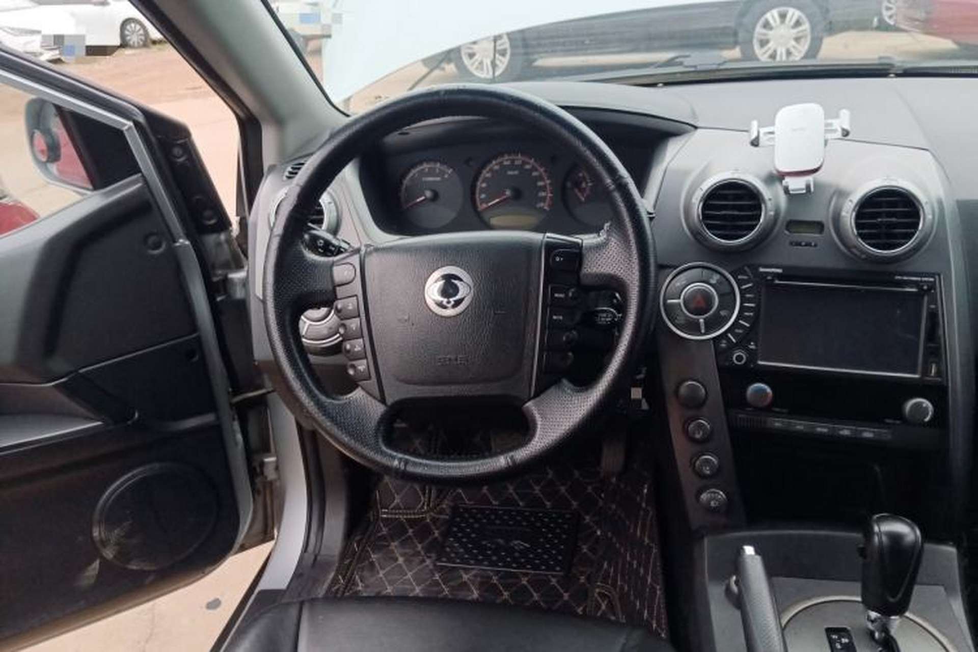 Used SsangYong Actyon 2011 2.0T Two-Wheel-Drive Luxury Diesel Edition Steering Wheel