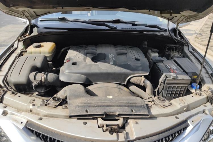 Used SsangYong Actyon 2011 2.0T Four-Wheel-Drive Luxury Diesel Edition Engine Bay