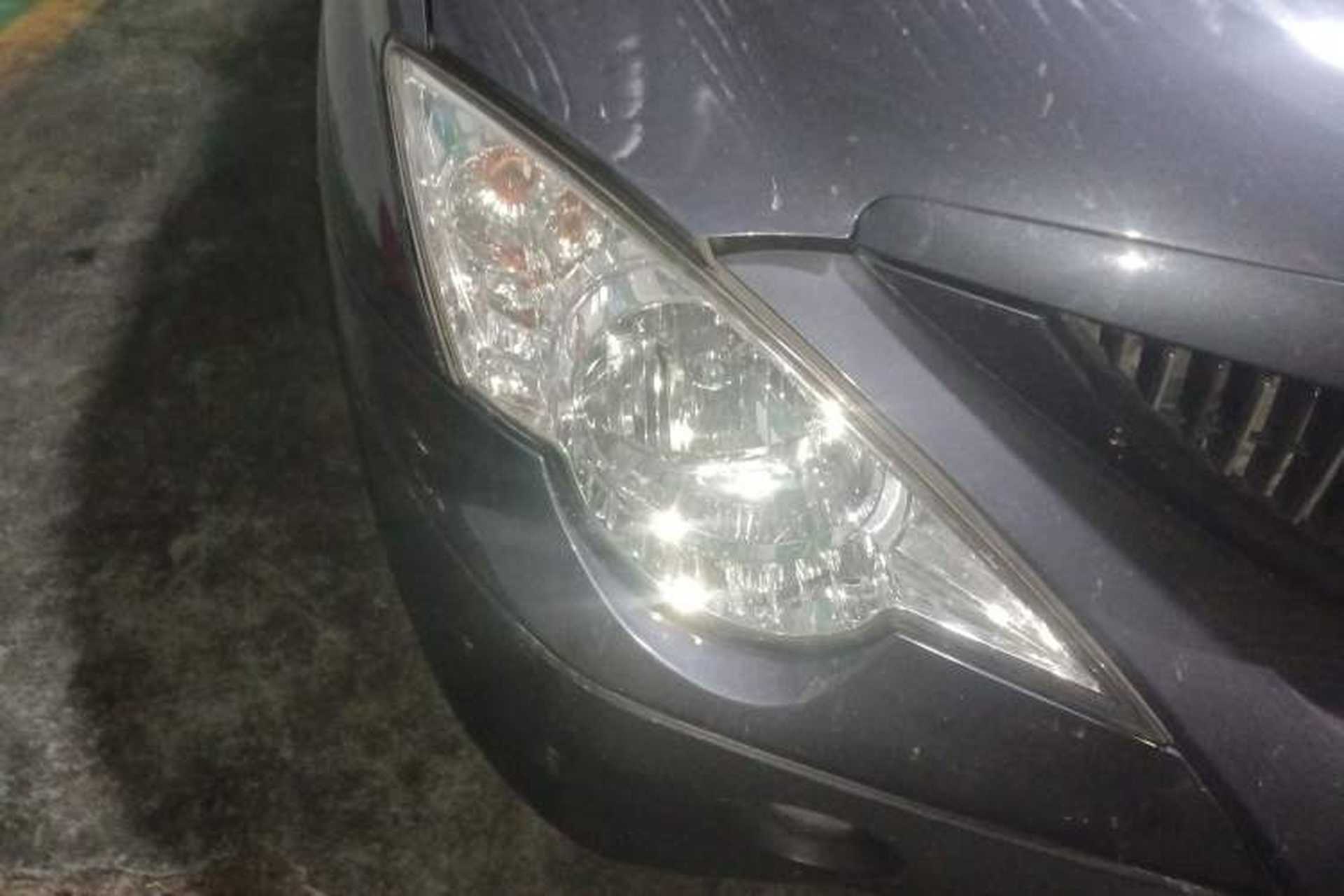 Used SsangYong Actyon 2011 2.0T Four-Wheel-Drive Luxury Diesel Edition Right Front Headlight