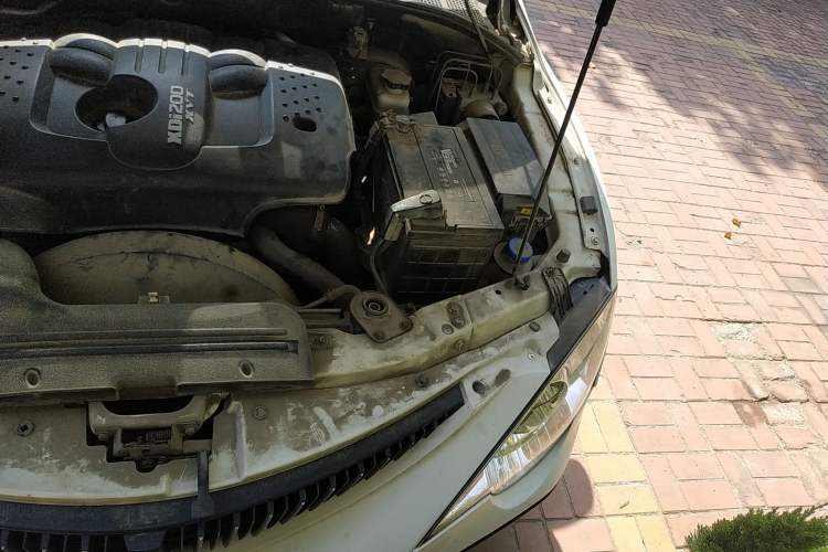 Used SsangYong Actyon 2011 2.0T Two-Wheel Drive Elite Diesel Edition Engine Bay Left