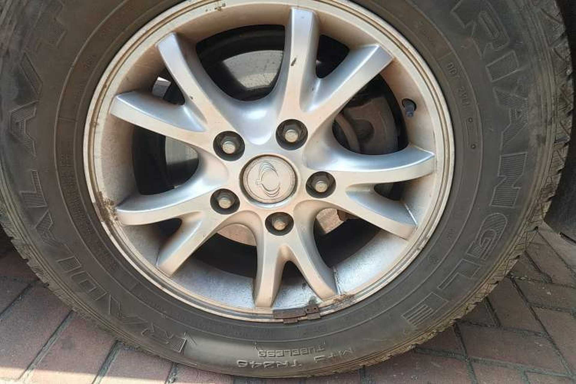 Used SsangYong Actyon 2011 2.0T Two-Wheel Drive Elite Diesel Edition Right Front Wheel Hub