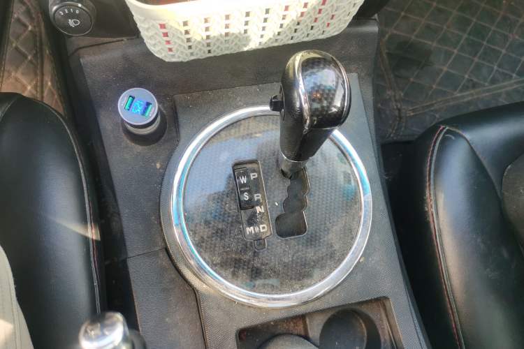 Used SsangYong Actyon 2014 2.3L Two-Wheel Drive Automatic Elite Gasoline Version Gear Lever