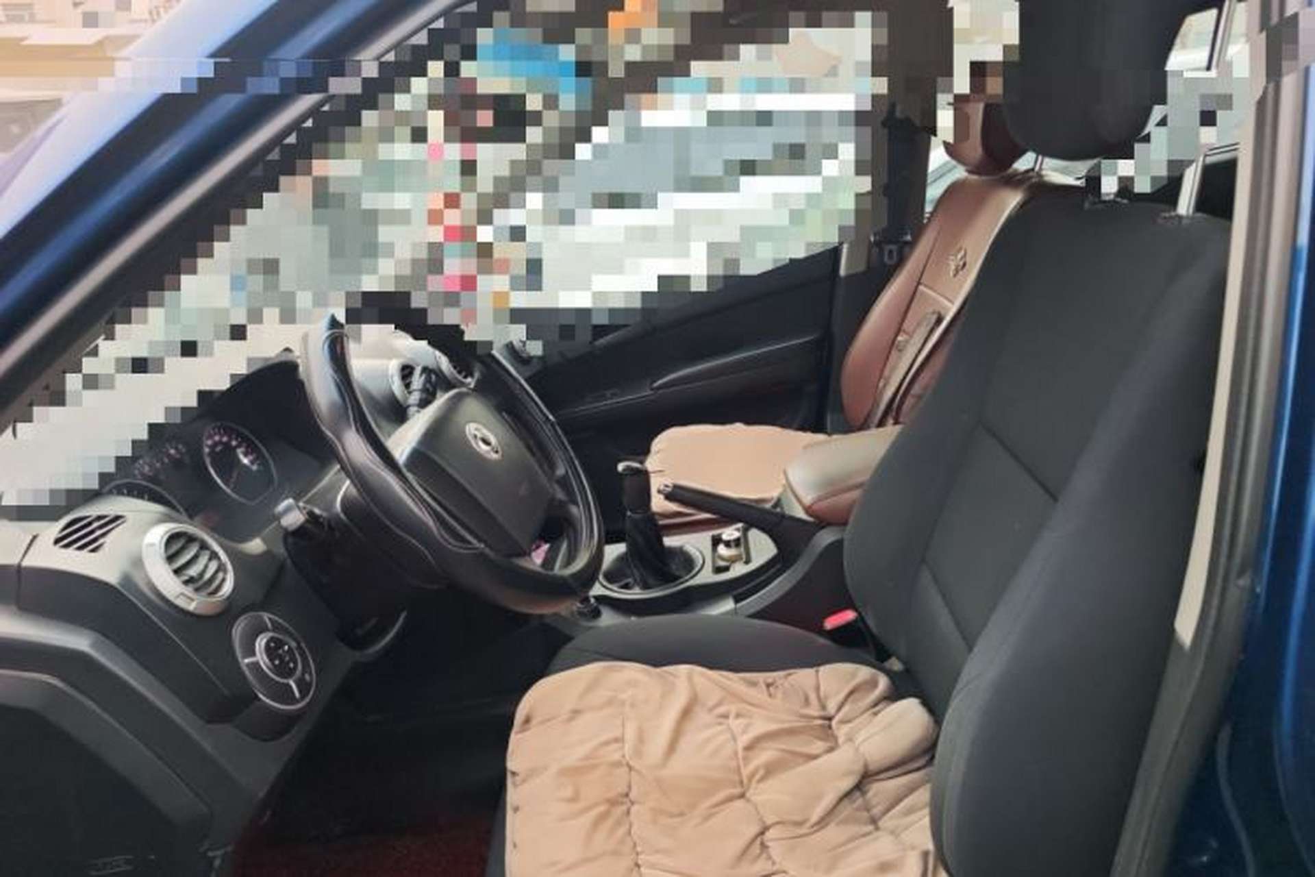 Used SsangYong Actyon 2014 2.3L Two-Wheel Drive Manual Transmission Entry-Level Gasoline Version Left Front Seat
