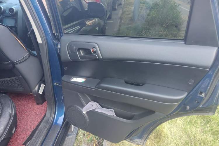 Used SsangYong Actyon 2014 2.3L Two-Wheel Drive Manual Transmission Entry-Level Gasoline Version Right Rear Door Interior
