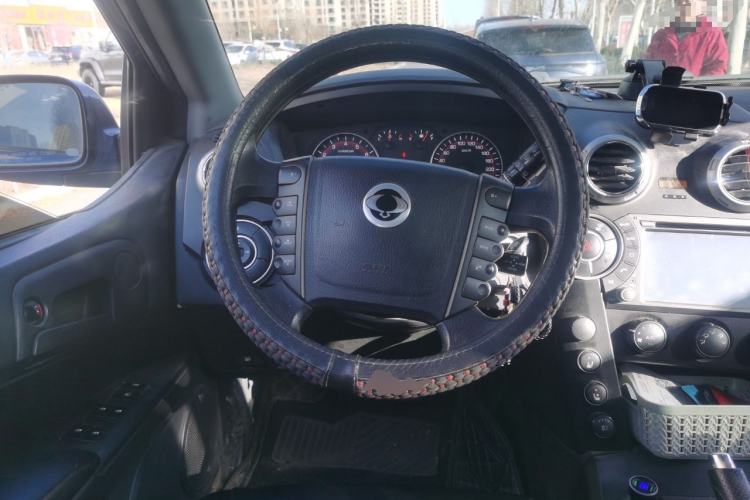 Used SsangYong Actyon 2014 2.3L Two-Wheel Drive Automatic Elite Gasoline Version Steering Wheel