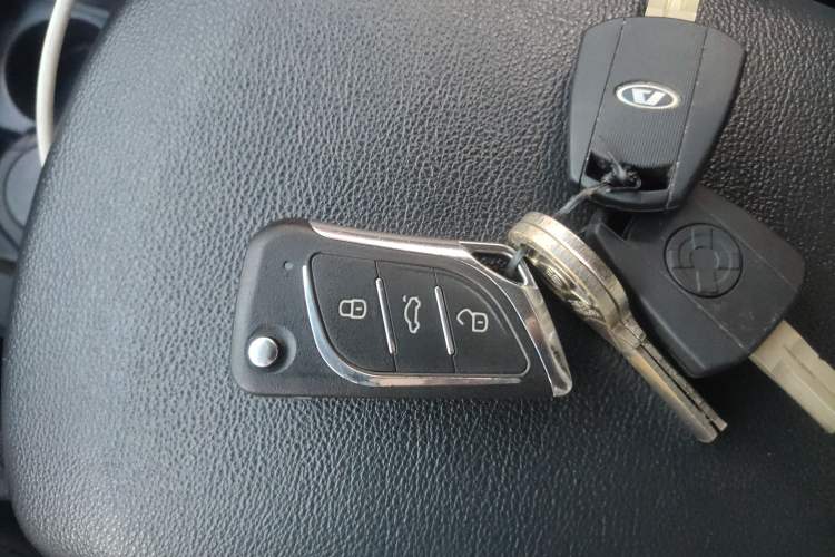 Used SsangYong Actyon 2014 2.3L Two-Wheel Drive Manual Transmission Entry-Level Gasoline Version Vehicle Key
