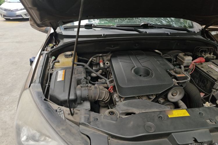 Used SsangYong Actyon 2014 2.0T Four-Wheel Drive Automatic Luxury Diesel Edition Engine Bay Right
