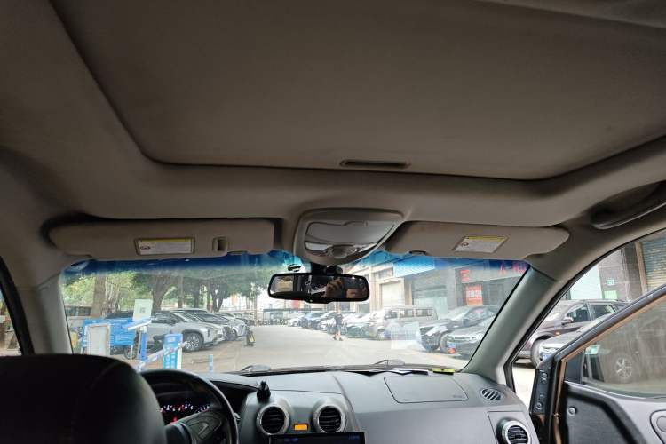 Used SsangYong Actyon 2014 2.0T Four-Wheel Drive Automatic Luxury Diesel Edition Headliner
