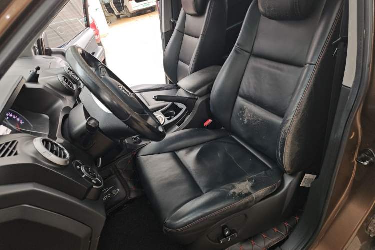 Used SsangYong Actyon 2014 2.0T Four-Wheel Drive Automatic Luxury Diesel Edition Left Front Seat
