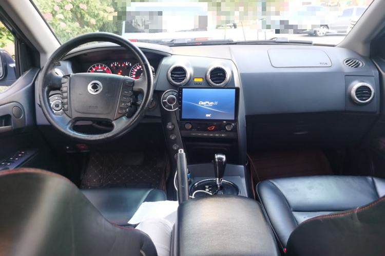 Used SsangYong Actyon 2014 2.0T Four-Wheel Drive Automatic Luxury Diesel Edition Center Console