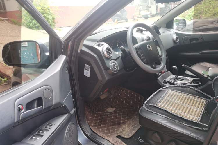 Used SsangYong Actyon 2014 2.3L Two-Wheel Drive Automatic Comfort Edition Gasoline-powered Driver Seat