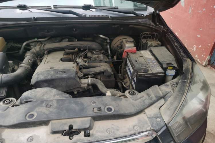 Used SsangYong Actyon 2014 2.3L Two-Wheel Drive Automatic Comfort Edition Gasoline-powered Engine Bay Left