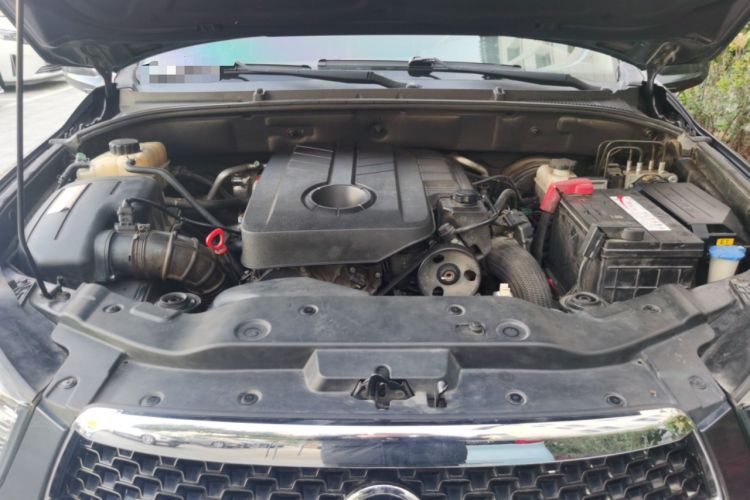 Used SsangYong Actyon 2014 2.0T Four-Wheel Drive Automatic Luxury Diesel Edition Engine Bay