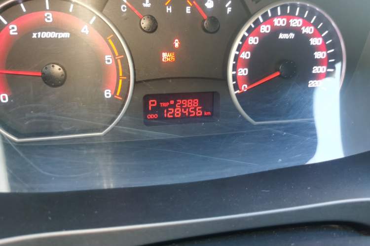 Used SsangYong Actyon 2014 2.0T Four-Wheel Drive Automatic Luxury Diesel Edition Odometer Close Up