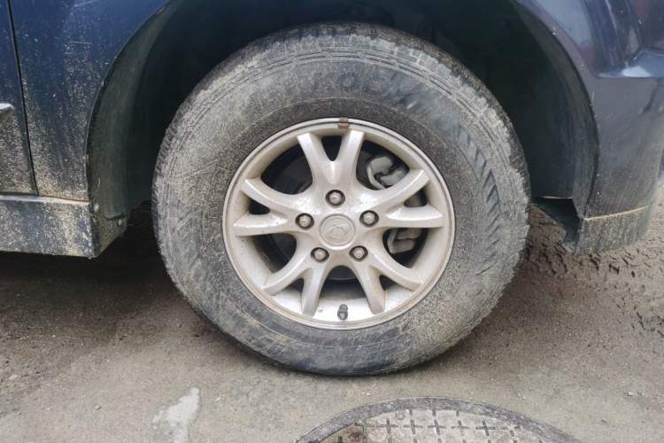 Used SsangYong Actyon 2014 2.3L Two-Wheel Drive Automatic Comfort Edition Gasoline-powered Right Front Wheel Hub