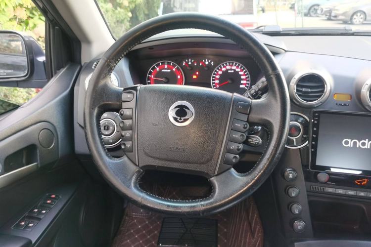 Used SsangYong Actyon 2014 2.0T Four-Wheel Drive Automatic Luxury Diesel Edition Steering Wheel